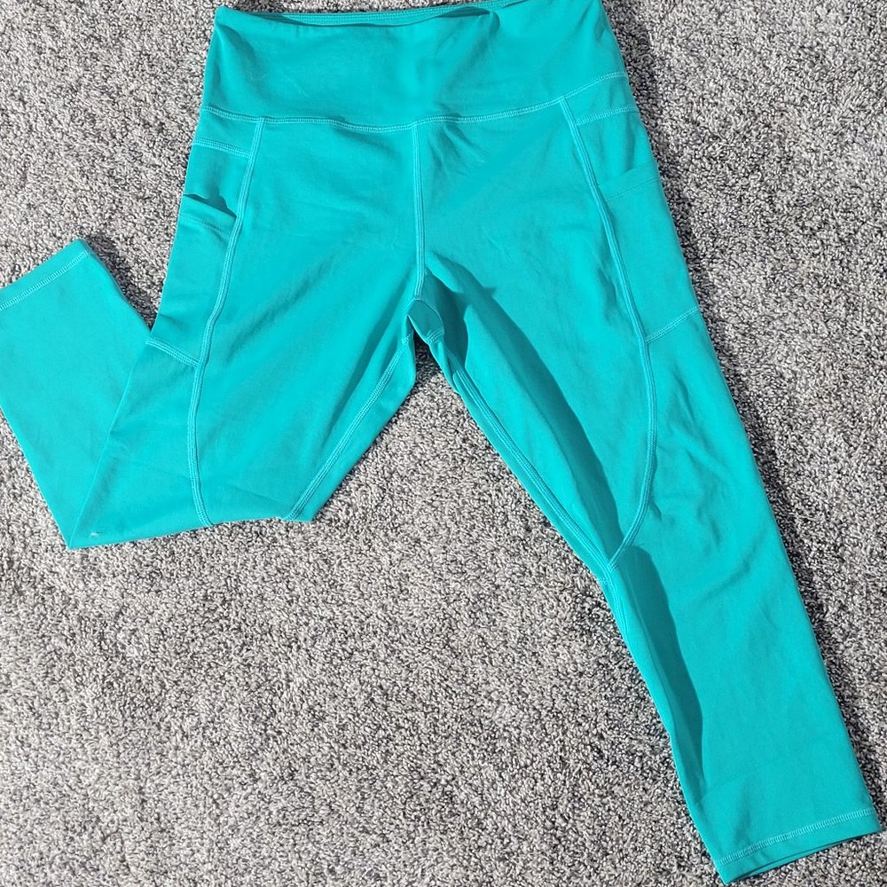 Zyia Green Pocket Legging